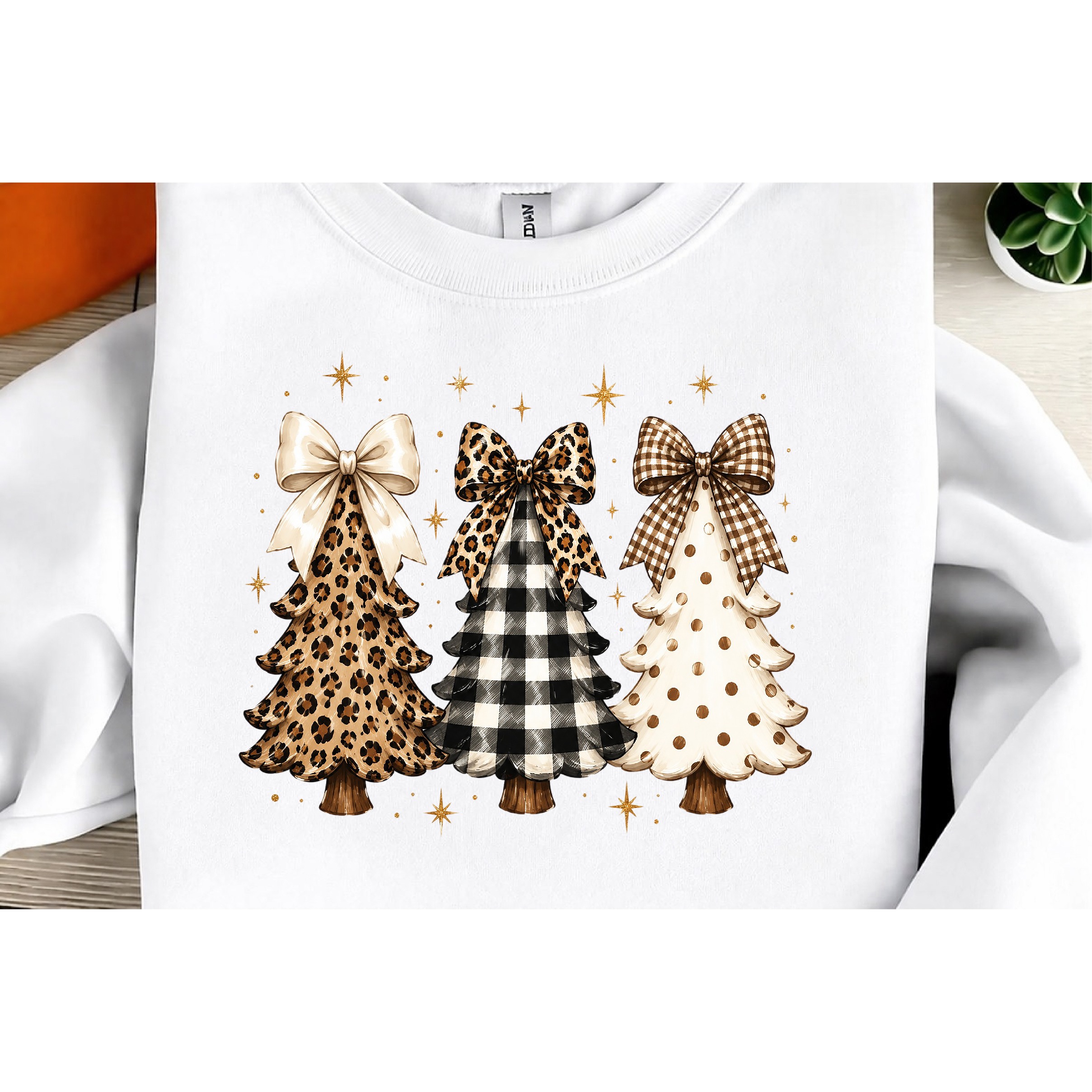 Leopard Christmas Tree PNG